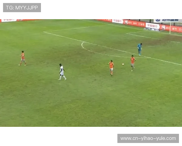 网球世界更新：大满贯赛场新星崭露头角 引发全球关注